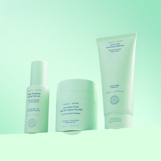 Video: the SKINPOSSIBLE Daily Routine, three products on a green background